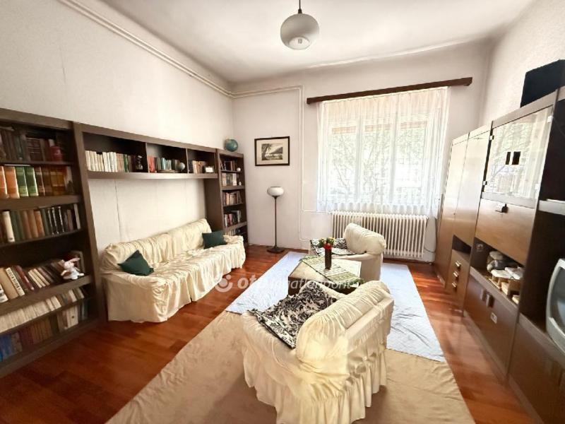 Eladó családi ház Budapest
