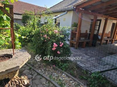 Eladó családi ház Debrecen