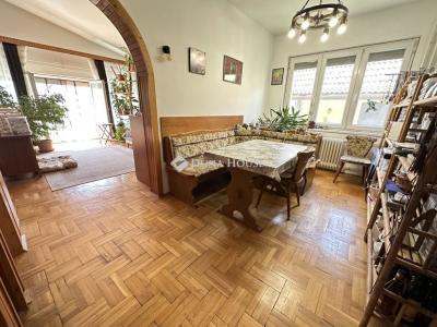 Eladó családi ház Nagykovácsi