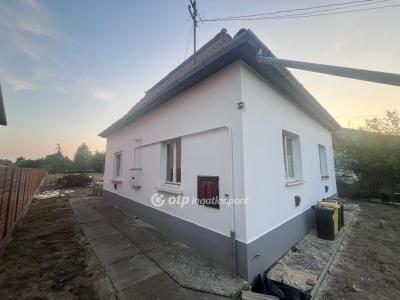 Eladó családi ház Szeged