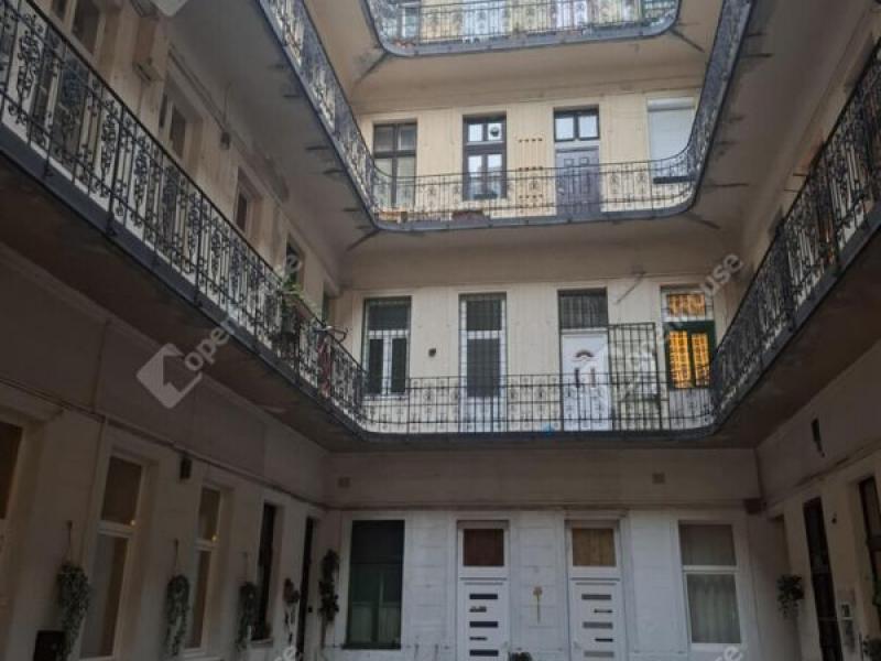 Eladó lakás Budapest