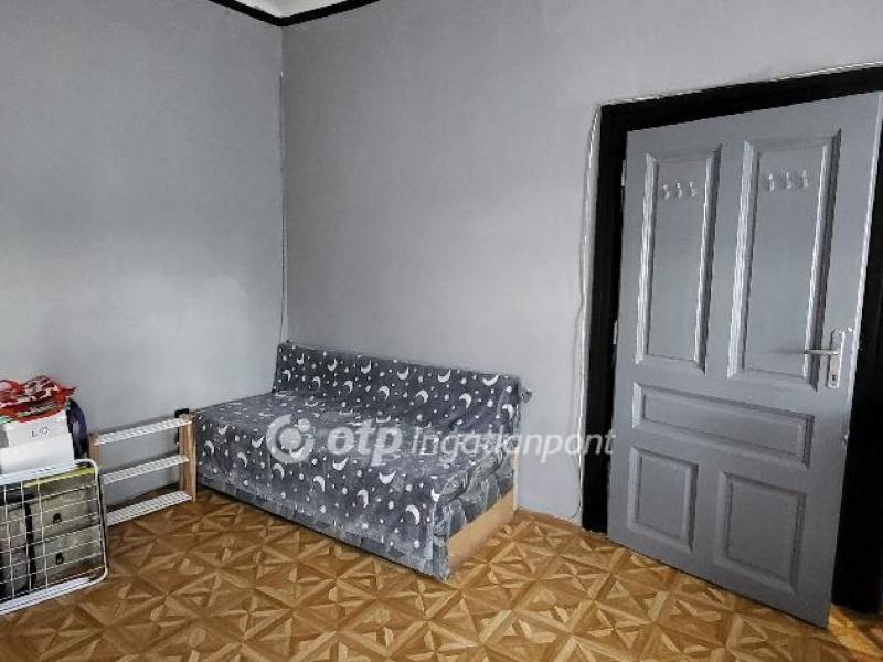 Eladó lakás Győr