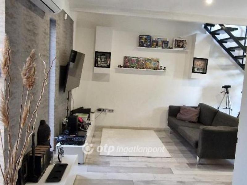 Eladó családi ház Budapest