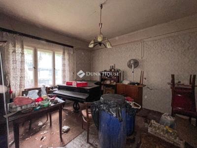 Eladó családi ház Budapest