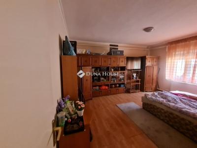 Eladó családi ház Enying