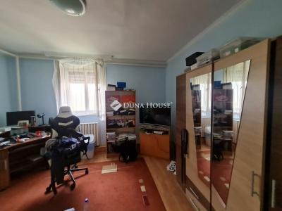 Eladó családi ház Enying