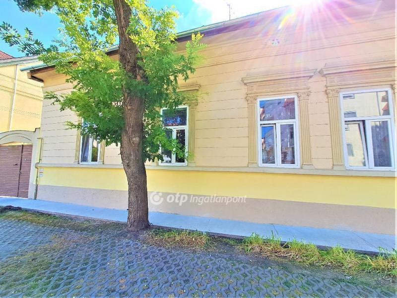 Eladó ikerház Kecskemét