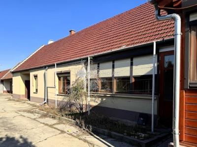 Eladó családi ház Szigetszentmiklós