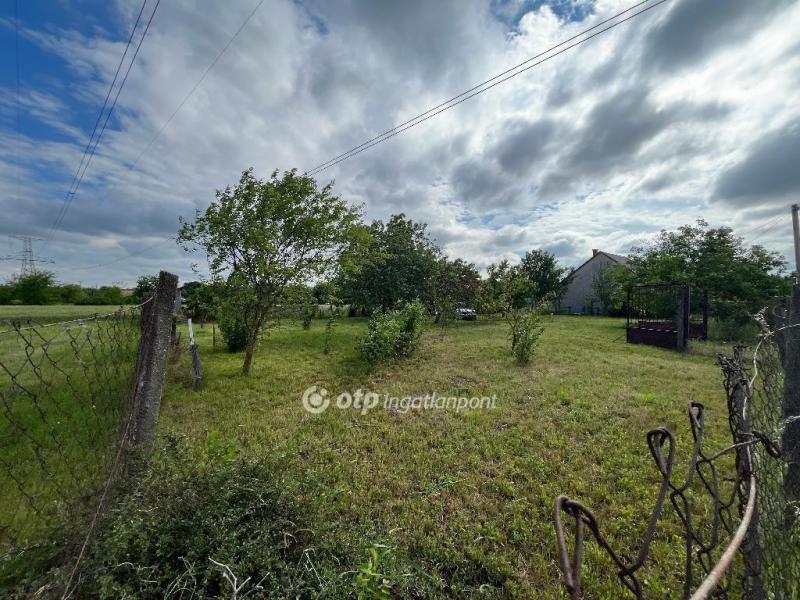 Eladó nyaraló Győr