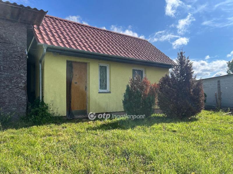 Eladó nyaraló Győr