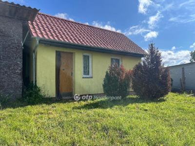 Eladó nyaraló Győr