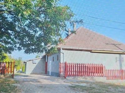 Eladó családi ház Tóalmás