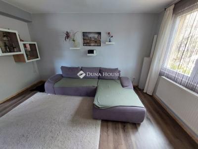 Eladó lakás Szigethalom