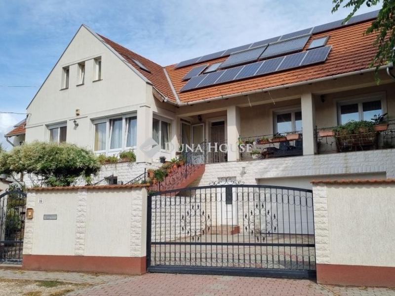 Eladó családi ház Szigetszentmiklós