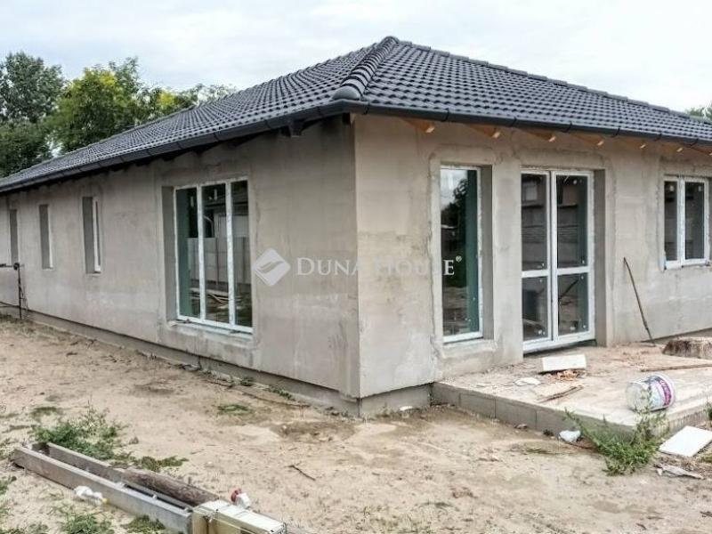 Eladó családi ház Szigetszentmiklós