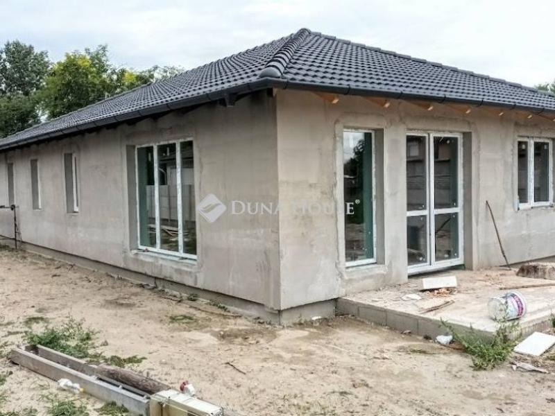 Eladó családi ház Szigetszentmiklós