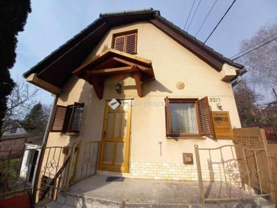 Eladó lakás Pécs