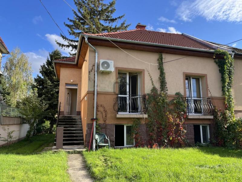 Eladó ikerház Budapest