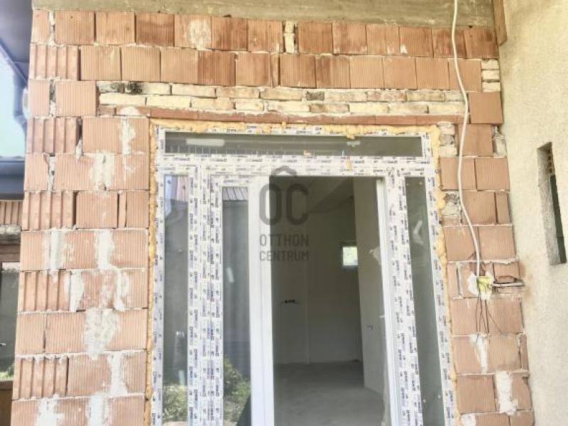 Eladó családi ház Vecsés