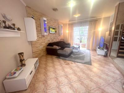 Eladó sorház Gyál