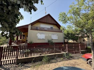 Eladó családi ház Kecskemét