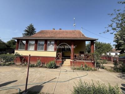 Eladó családi ház Kecskemét