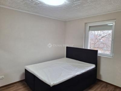 Eladó családi ház Budapest