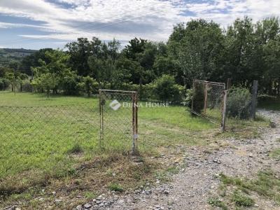 Eladó nyaraló Kőröshegy