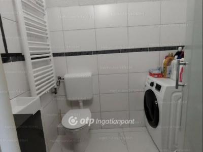 Eladó családi ház Hajdúsámson