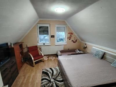 Eladó családi ház Hajdúsámson