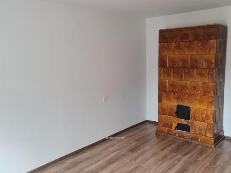 Eladó családi ház Hajdúszovát