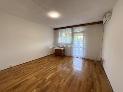 Eladó lakás Pécs
