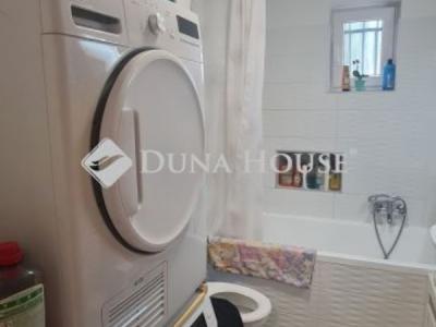 Eladó családi ház Monor