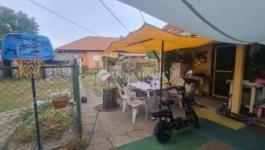 Eladó családi ház Monor