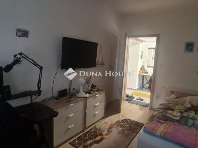 Eladó családi ház Monor
