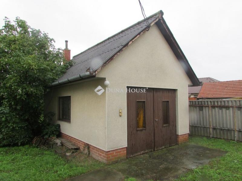 Eladó ikerház Monor