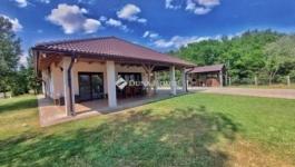 Eladó családi ház Paks