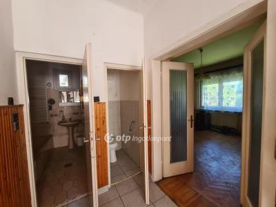Eladó családi ház Budapest