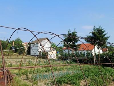 Eladó lakóövezeti telek Pécs