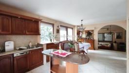 Eladó családi ház Szentendre