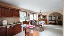 Eladó családi ház Szentendre