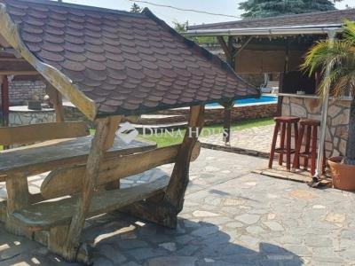 Eladó családi ház Budapest