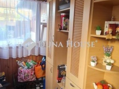 Eladó családi ház Monor