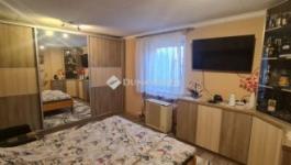 Eladó családi ház Monor