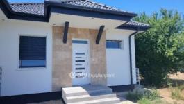 Eladó ikerház Velence