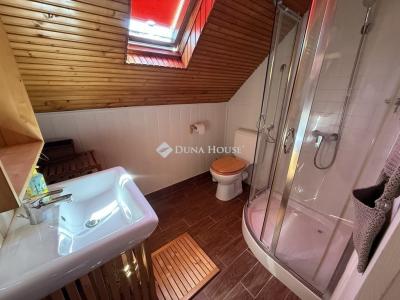 Eladó családi ház Balatonfenyves