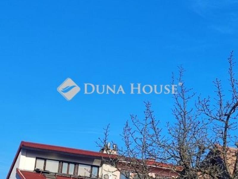 Eladó családi ház Budapest