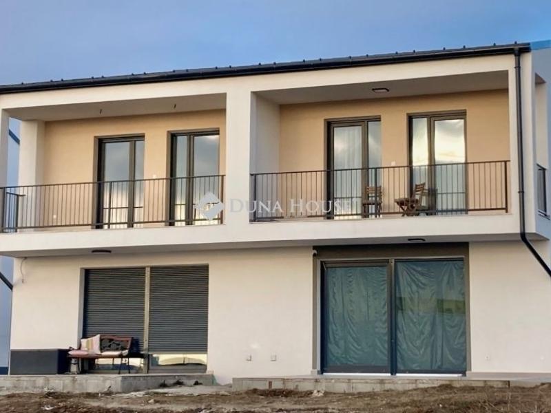 Eladó ikerház Budapest