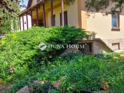Eladó családi ház Budapest