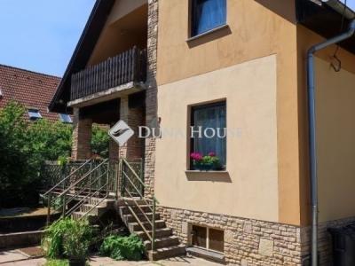 Eladó családi ház Budapest